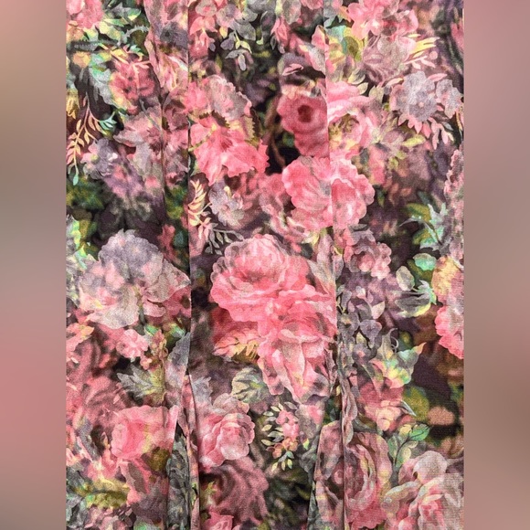 💎🌷ESCADA🌷SKIRT 🌷💎 🌷HOST PICK 🌷💎 - Picture 3 of 16